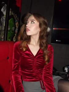 Sierra_Fane fire red Pic 4