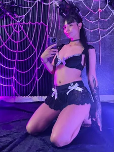 Baby Boo🤤 de kylie_seex  4 Imagens