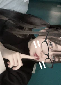 yourtomie Public Pic 2