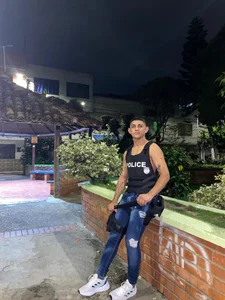 Alex_cute77 A very sexy police officer Hình 4