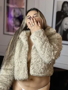 W my cloak od Irisbeel  snímek