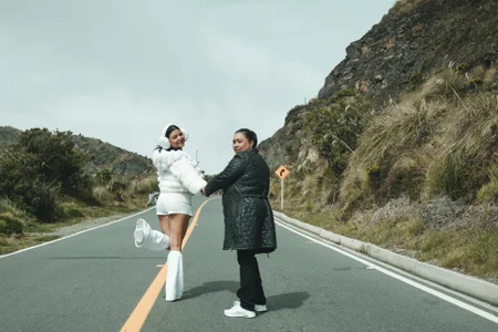 Karina_Mendoza kullanıcısının The landscape is beautiful, but the focus is down here. 😉🌠🫦 albümü -  5 fotoğraf