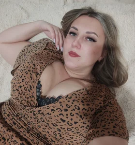 Sweet-Pixie Public Pic