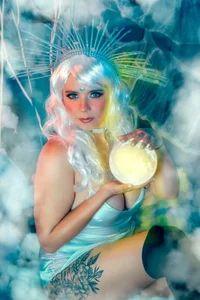 Amber__Davis Halloween ♥ Moon goddess Pic 3