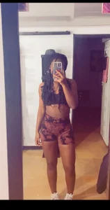 zoepinkett Public Pic