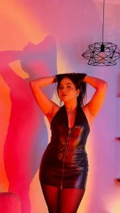 Leftover and pleasure od _Victoria_Collins  4 snímek