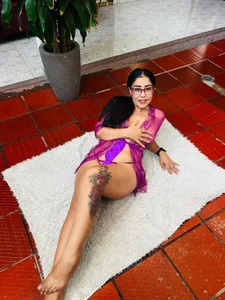 VikyThomsonn Public Billede