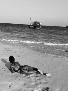 FitEbonyPrincess 🌴☀️🏝️ Island Life 🌊🐚💋 Pic 8