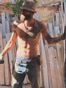 _Antonio_vatoo_ just me Εικόνα 2