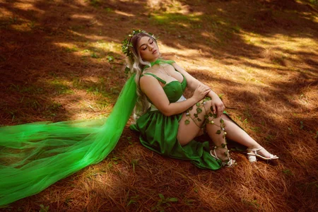 Ariannaa_Suarez1 The enchanted forest 🫣 Immagine  5