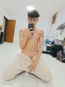 Nathan_Bluee Getting ready for Valentine's Day 사진 5