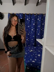 gissell201100's XXX Nude Photo 2