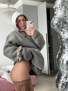 lina_stones Do u find me cute? Pic 2