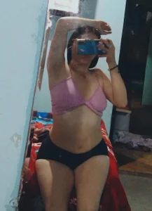 Kate_Gale Public Pic 3