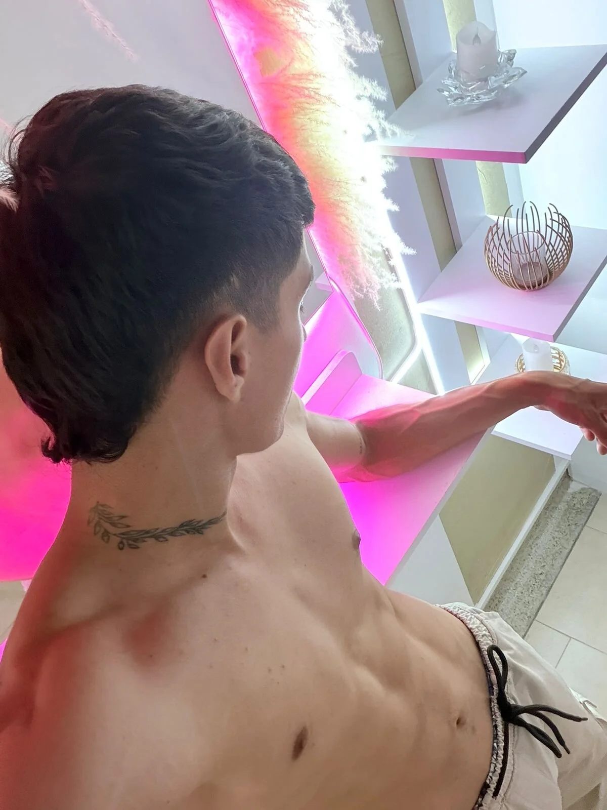 Dark_Valentino_ Trending Plaatje 9786