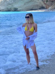 snow_flakee Holiday ص ورة واحدة|snow_flakee Holiday صورتان|snow_flakee Holiday  3 صور|snow_flakee Holiday  3 صورة