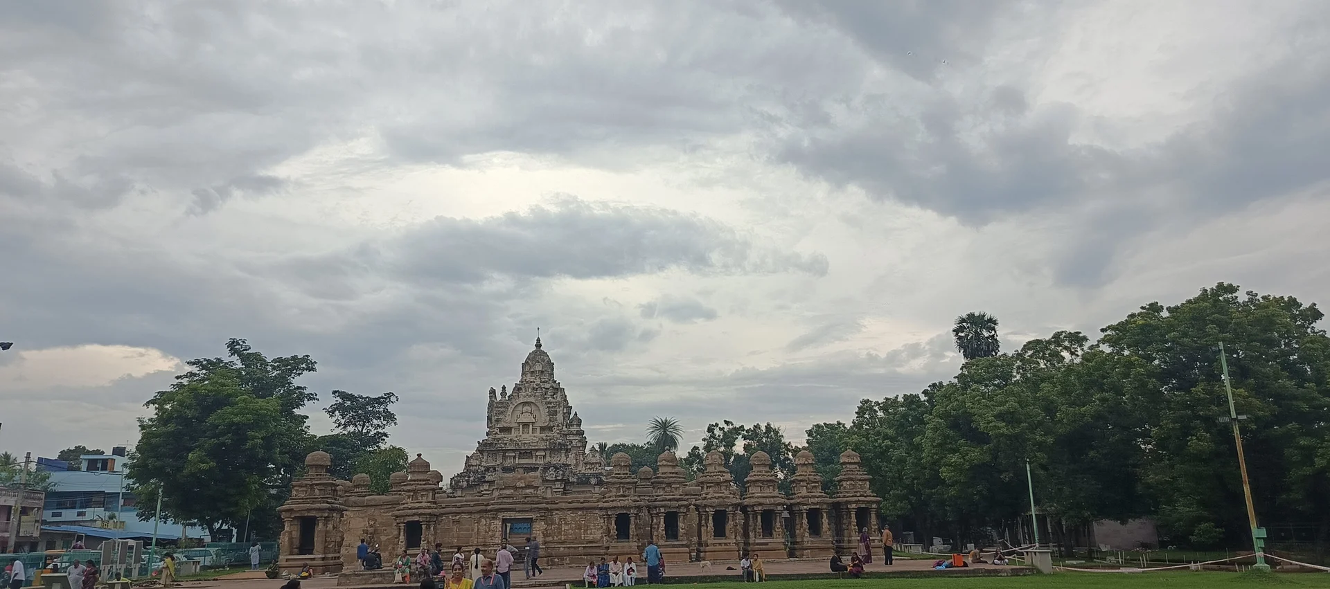 Tinku_1324 Public Εικόνα