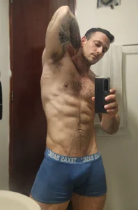 modexusparty1 Before shower 圖片