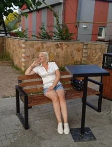 MaryJane441 The fresh wind hugs me and kisses me Pic 2