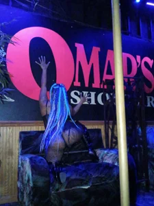 LadyyDeyy Omar's Show Bar зображення 4
