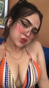 Ela_Tompson 💋 Gambar 4
