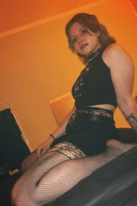 VelouraXo ✨ Just a Little Magic Pic 4