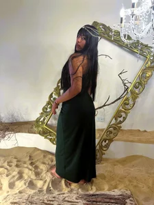 RiriiBrunette__ The Goddess in the Desert 🏜️ Pic 3