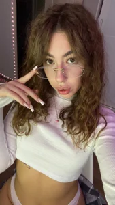 KeilaJeschon Going study 🤓👓👀 Pic 5