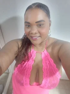 SweettBrown Flirting boobs Foto