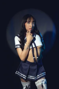 Zoe_Evaanss_ Sailor in the Shadows Foto 2