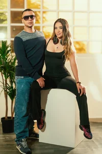 ScarlettAndClark: Will you join us to enjoy? ( 2 фото)