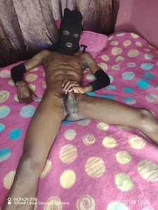 KingPounder Public Pic 3