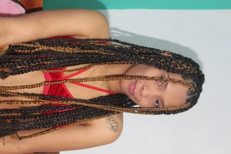 Alika_Shanty Public Pic 2