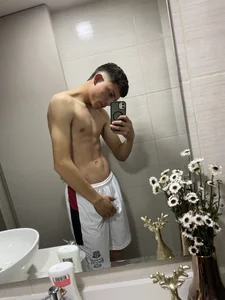 santiObrero 😈 Foto 4