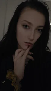 Public de AnisaHotBody  2 photos