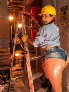 RachelGior ⚒️👷🏼‍♀️🔥 Pic 4