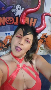 alina_maturehot halloween รูป  4