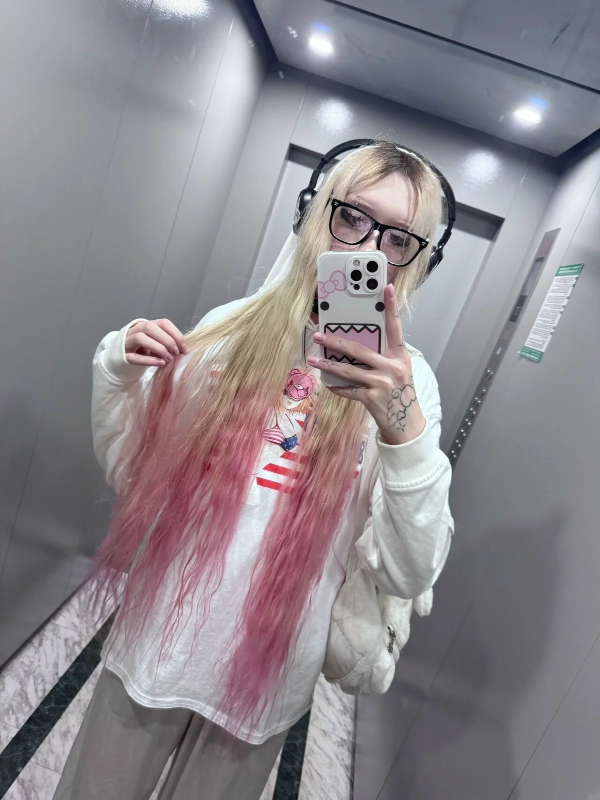 Joy_Barker immagine di tendenza 953