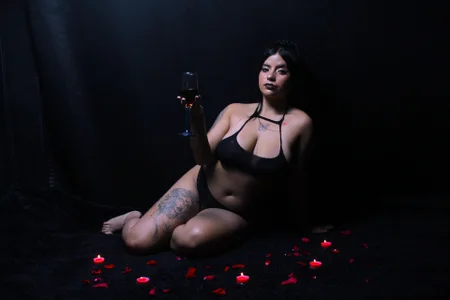 Alexa_Espinoza A toast to Valentine's Day Pic