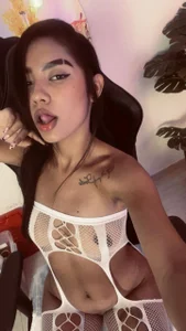 AbellaDannger Public Pic 4