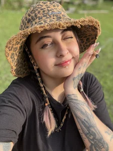 SarahCastro1_ ✨🍓A little about me ✨🍓 зображення 3