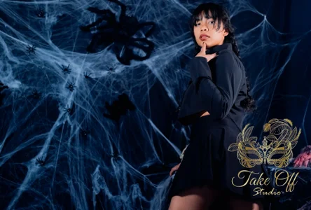 laureentt_ Fear is sexy. tonight, let me be your sweet nightmare Pic 4