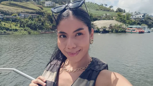 naia_cox On a walk Bilde 2