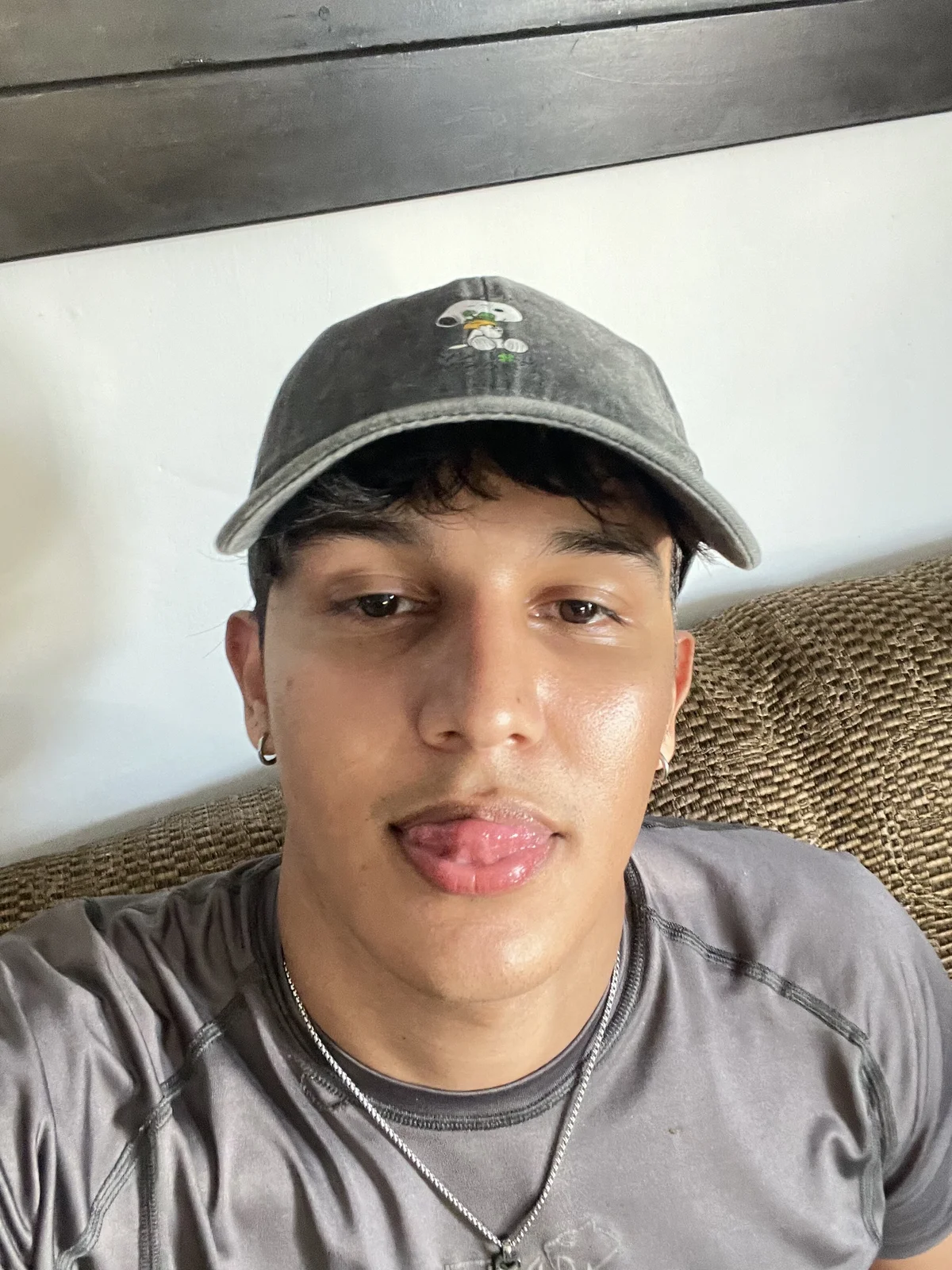 Трендове зображення  998 Leo_Savage_