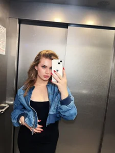 Lorivess Public Foto