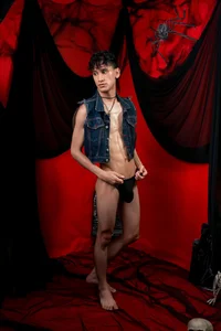 Cum_huntersのhalloween 2026の枚の写真
