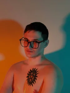 beauty_liam Let’s get to know each other better 😈 Bilde 2