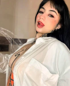 Something new and hot💖 de Lilith_Ink99 Foto
