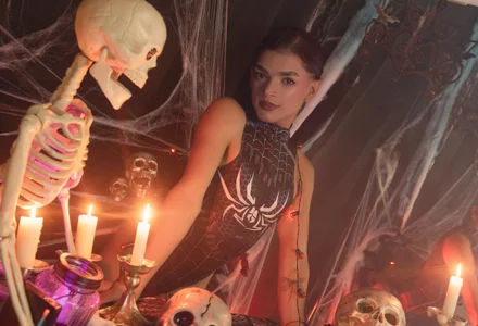 heidi_aldridge Happy Halloween! 🕷️ slika 7