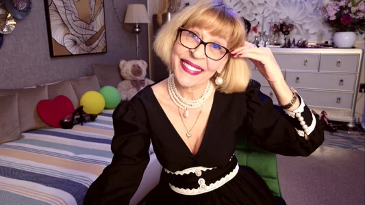 Me new dress de HornyMilf_555  4 Imagens